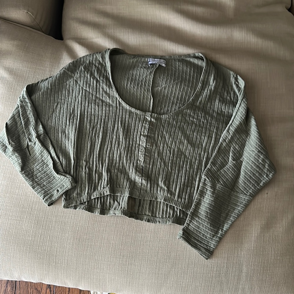 Urban outfitters. Long sleeve croptop